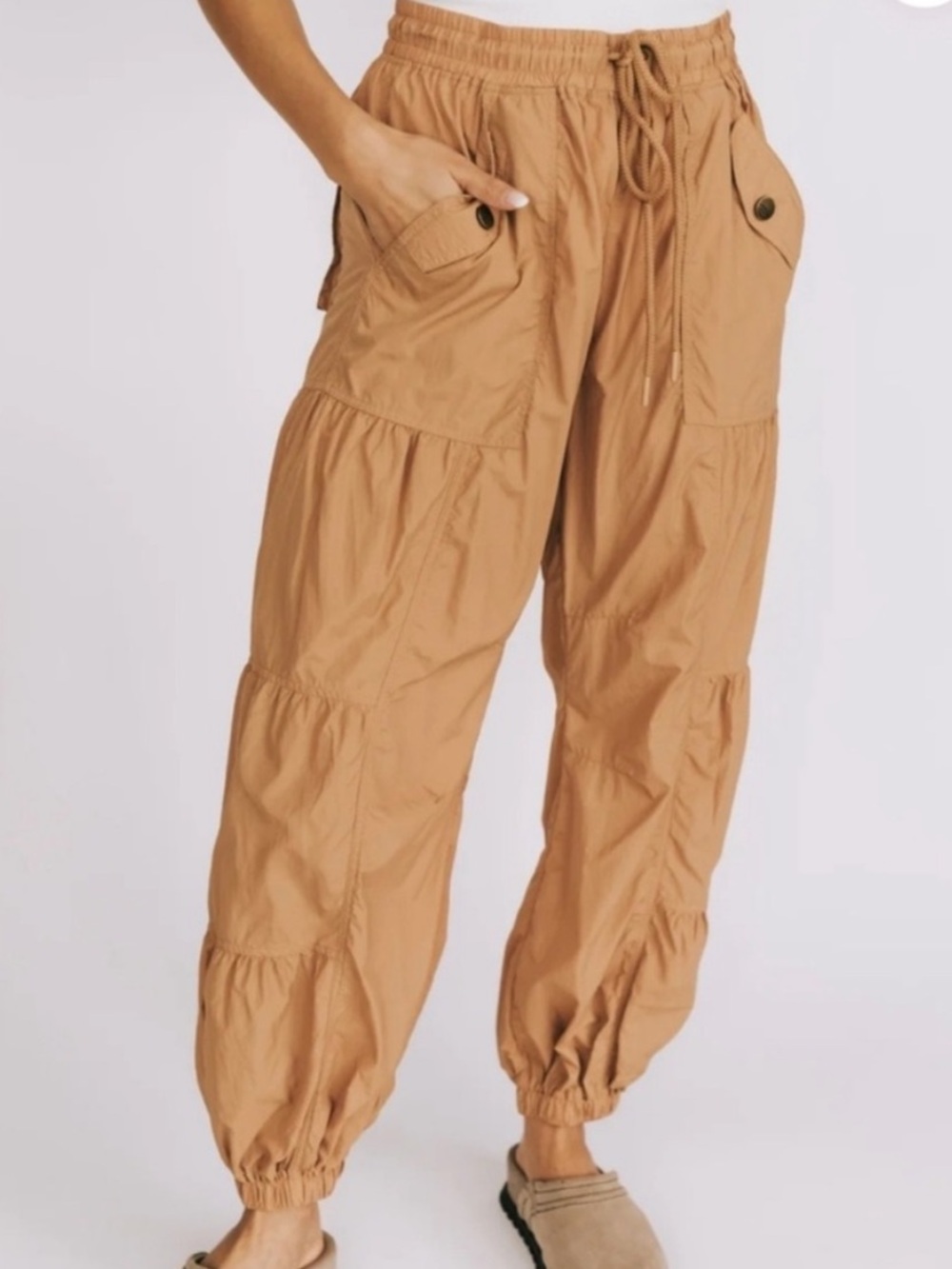 FP Movement Free Me Joggers Like New Size Medium